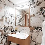 Padam 4* Paris